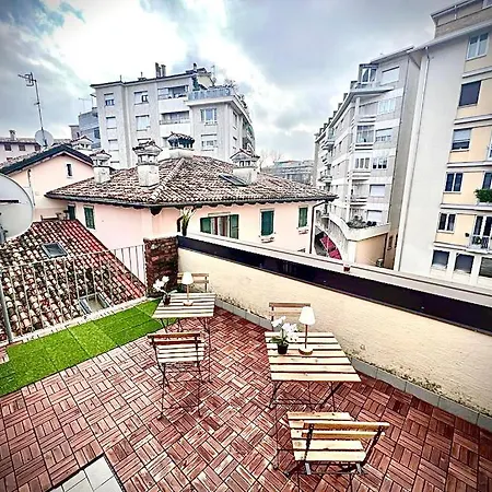 Alkece White Apartamento